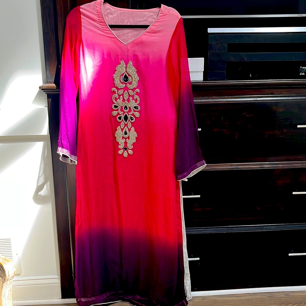 Pakistani Indian shalwar kameez - 3 piece
